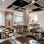 Le Roi Express Paharganj